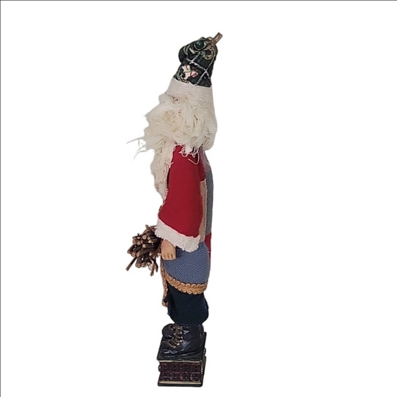 Pencil santa hand made fine details 12" tall - Picture 4 of 7